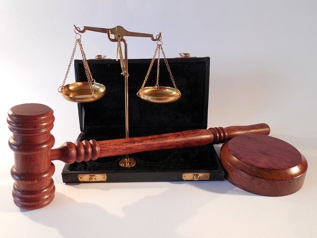 W czym umie nam pomóc radca prawny? W których sytuacjach i w jakich kompetencjach prawa wspomoże nam radca prawny?